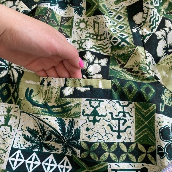 Royal Creations Hawaiian Shirt Sz L Hawaii Made Green Flower Palm Trees Pocket - Picture 4 of 8